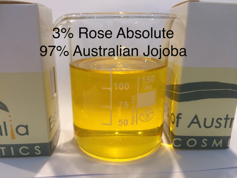 3% Rose Damask  in Jojoba