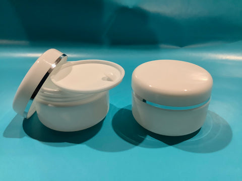 15gm White Plastic  Pot
